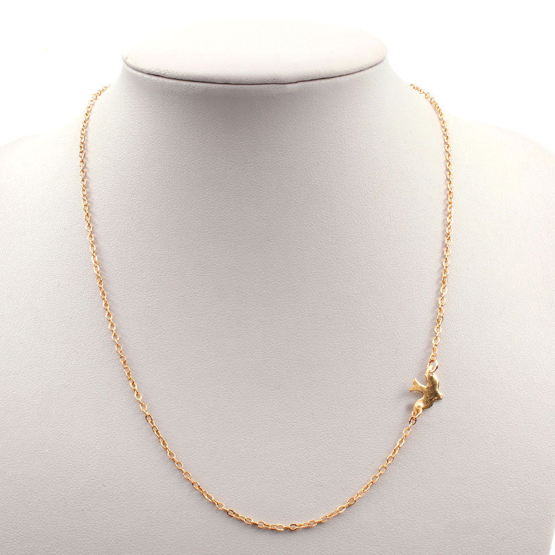 Dove Pendant Necklace (Gold)