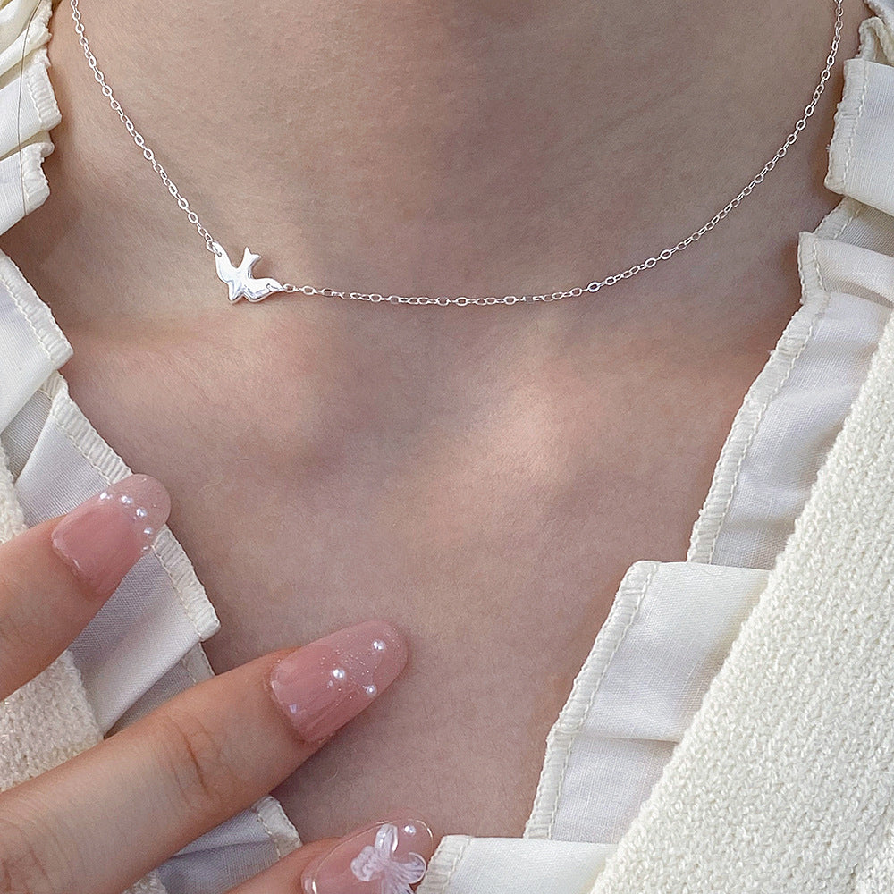 Dove Pendant Necklace (Silver)